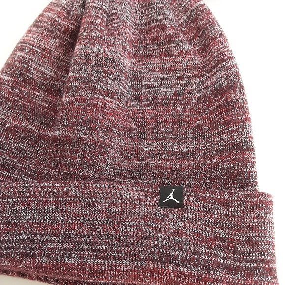 Nike Jordan Jumpman Unisex Cuffed Beanie Hat NEW - Picture 3 of 6